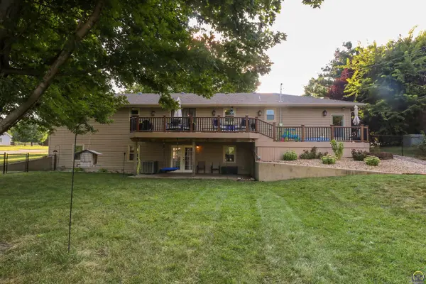 2924 Prairie St, Emporia, KS 66801
