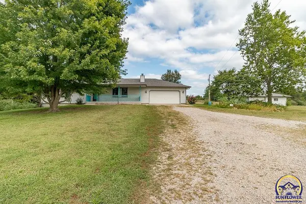 5700 NE Indian Creek RD, Topeka, KS 66617
