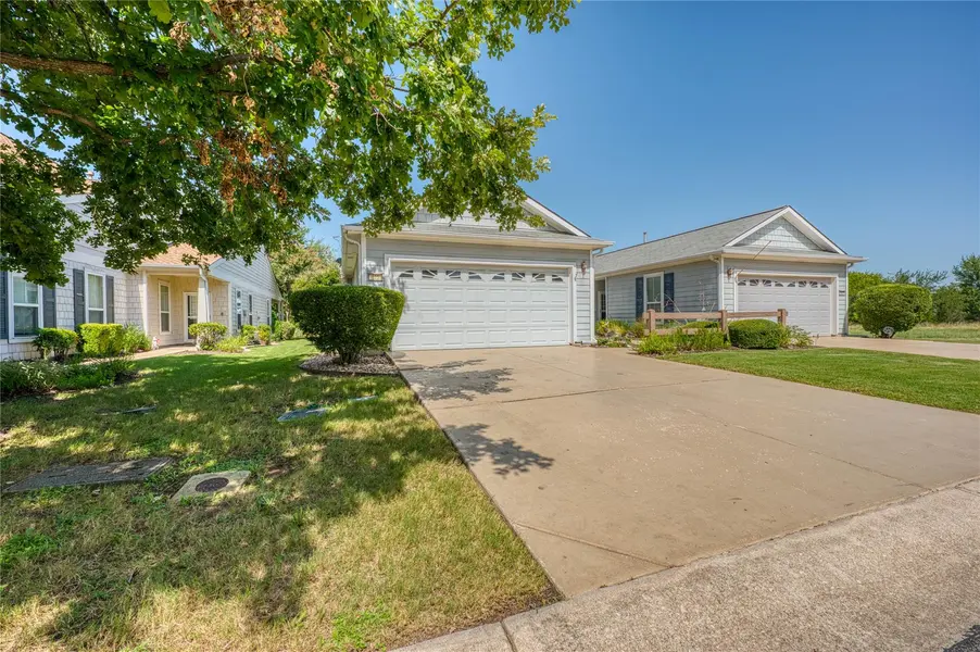 125 Dickens CIR, Georgetown, TX 78633