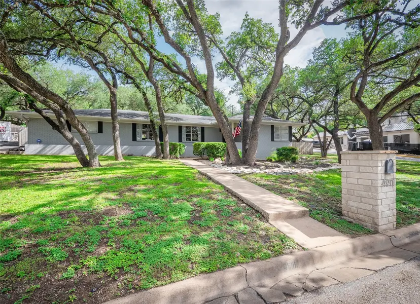 4901 Timberline DR, Austin, TX 78746