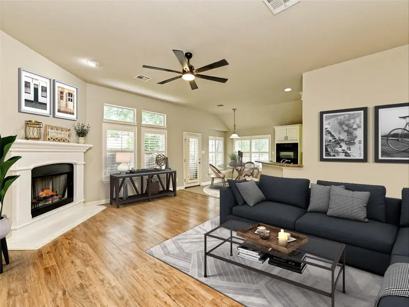 10009 Buffalo Lake LN, Austin, TX 78747