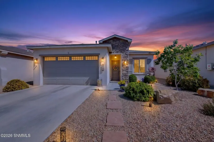 3949 San Marino RD, Las Cruces, NM 88012