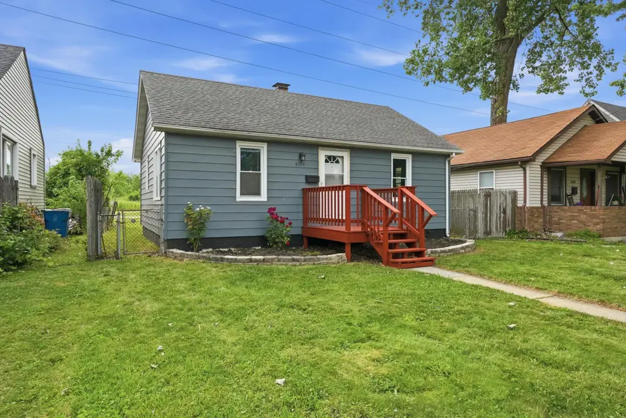 8314 Gordon DR, Highland, IN 46322
