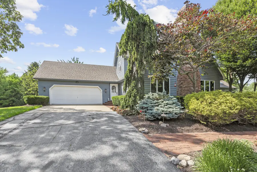6234 E 109th AVE, Crown Point, IN 46307