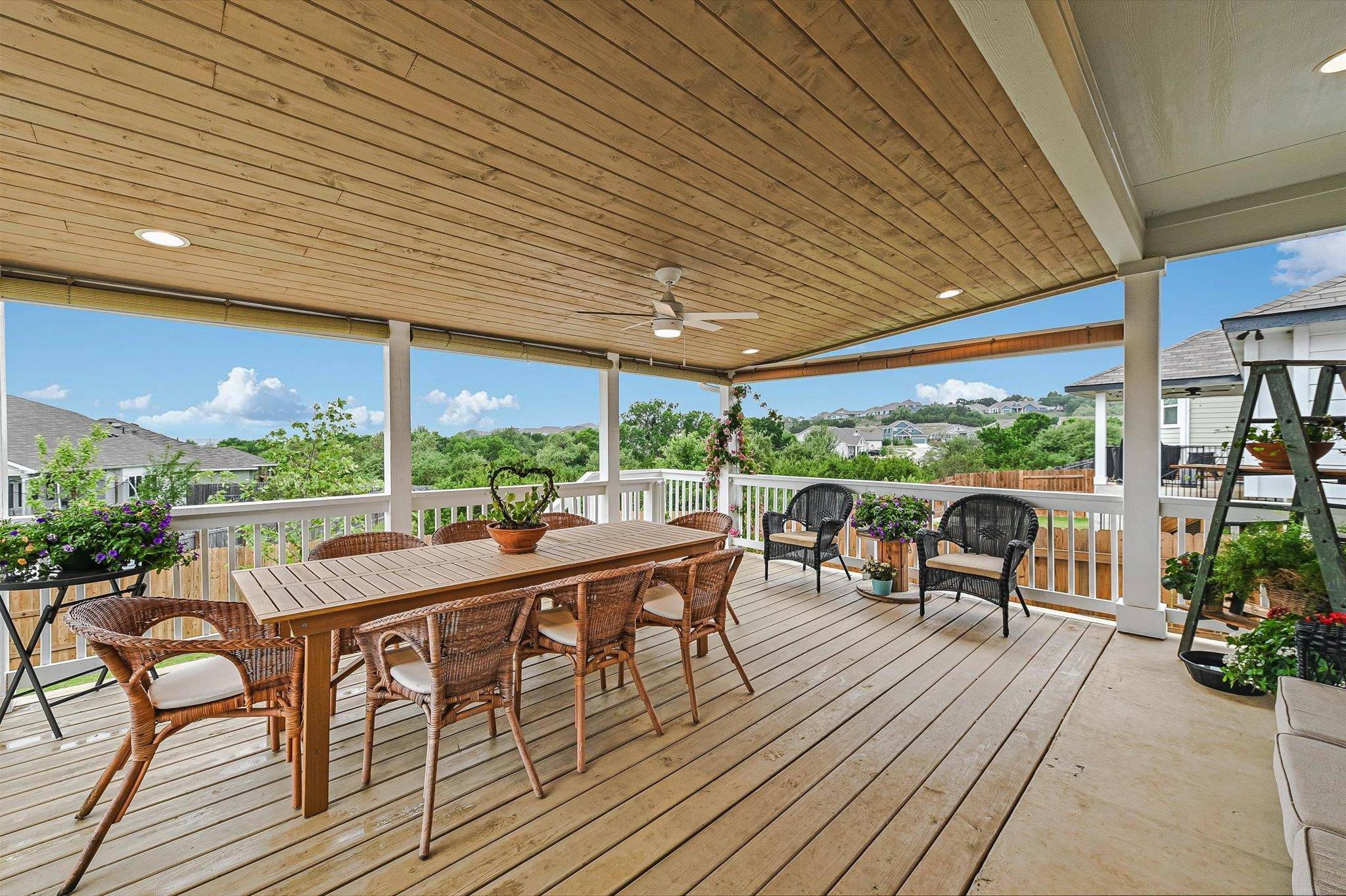 125 Broken Oak DR, Liberty Hill, TX 78642