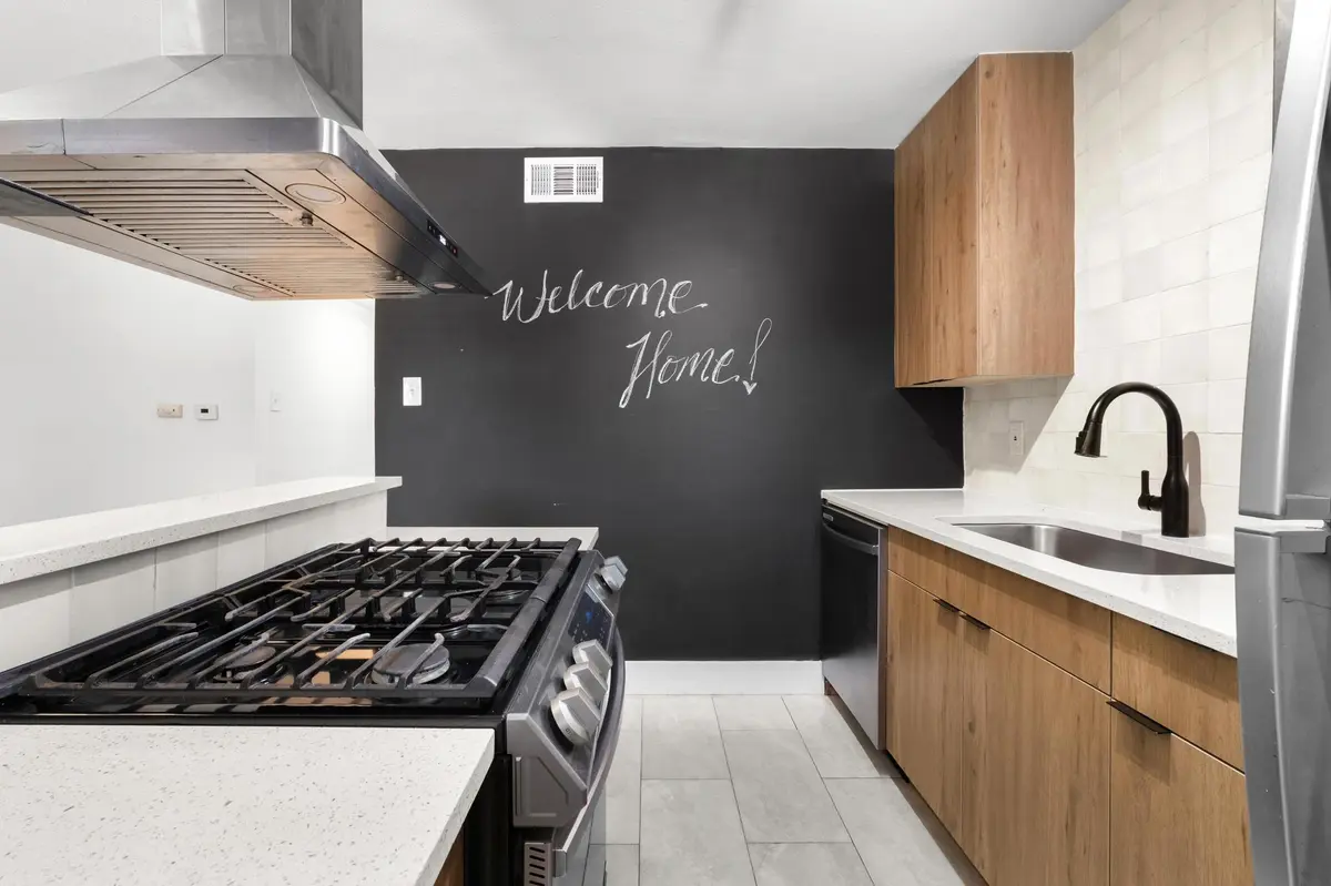 7929 Gault ST #104, Austin, TX 78757