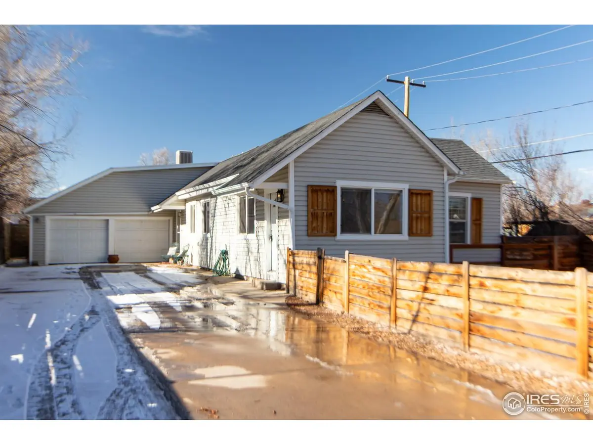 927 S Yates ##A, Denver, CO 80219