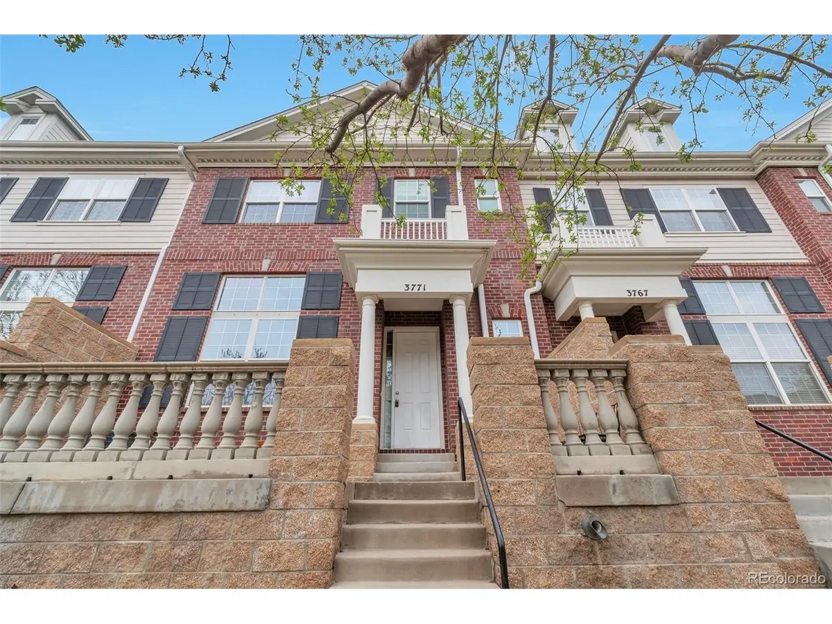 3771 S Dayton, Aurora, CO 80014