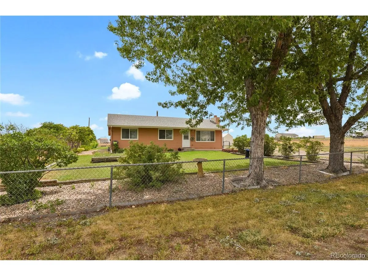 1847 Mountain View, Erie, CO 80516
