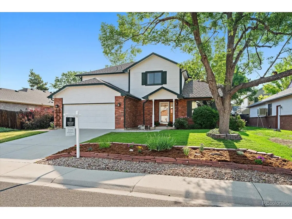 2428 Maplewood, Longmont, CO 80503