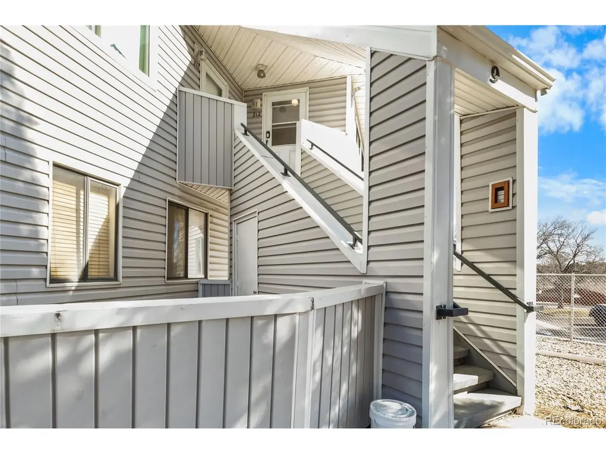 8701 Huron #9-212, Thornton, CO 80260
