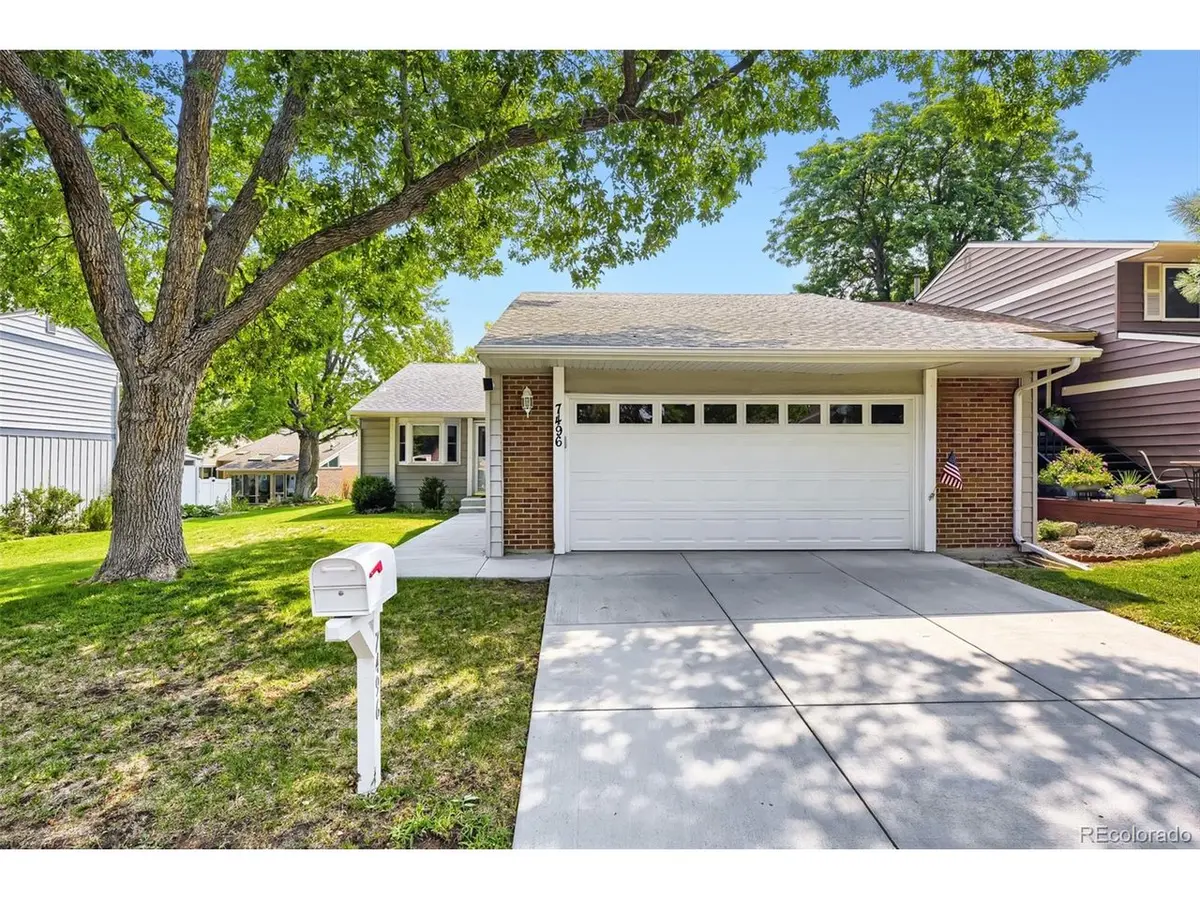 7496 W Cedar, Lakewood, CO 80226
