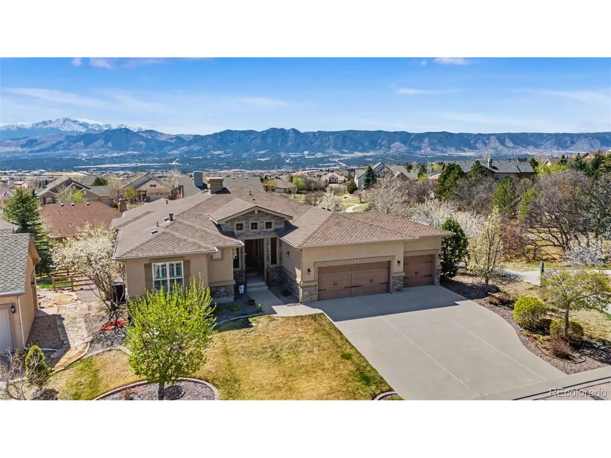 2171 Diamond Creek, Colorado Springs, CO 80921