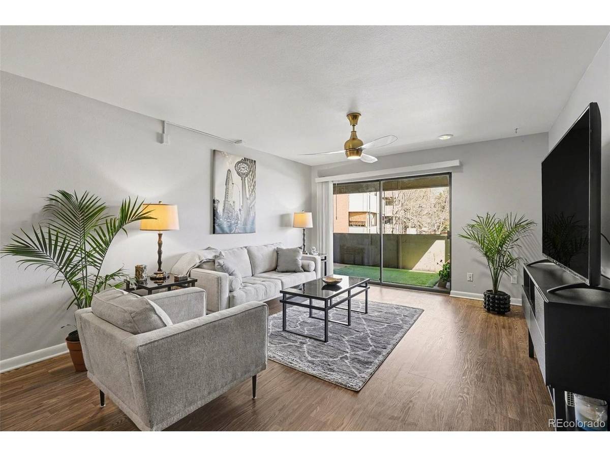 2227 Canyon #A-211, Boulder, CO 80302