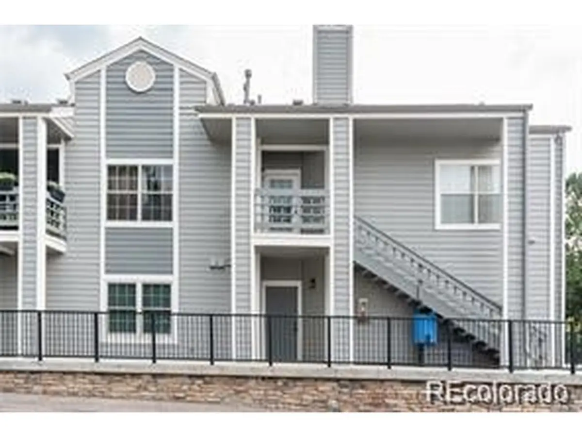 7400 Singing Hills, Boulder, CO 80301