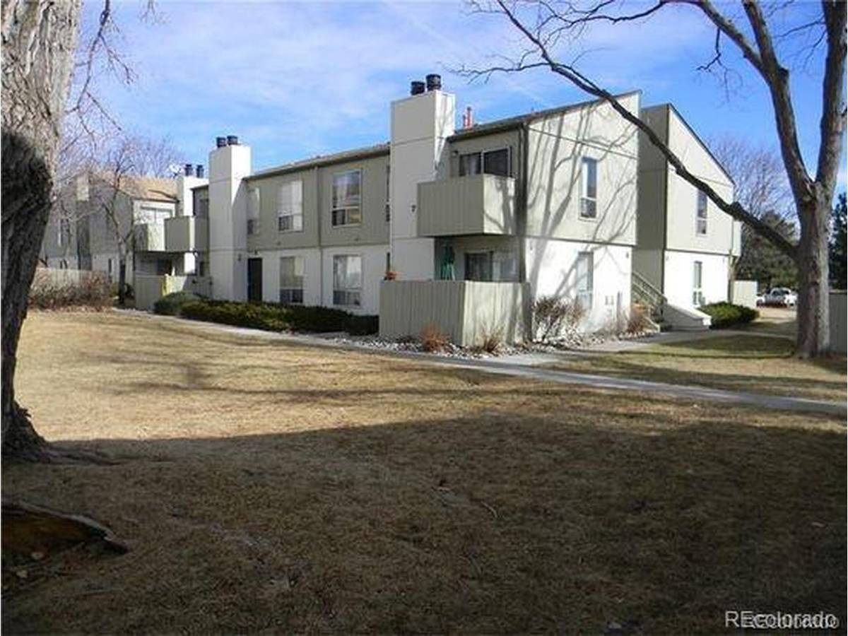 7373 W Florida #9F, Lakewood, CO 80232