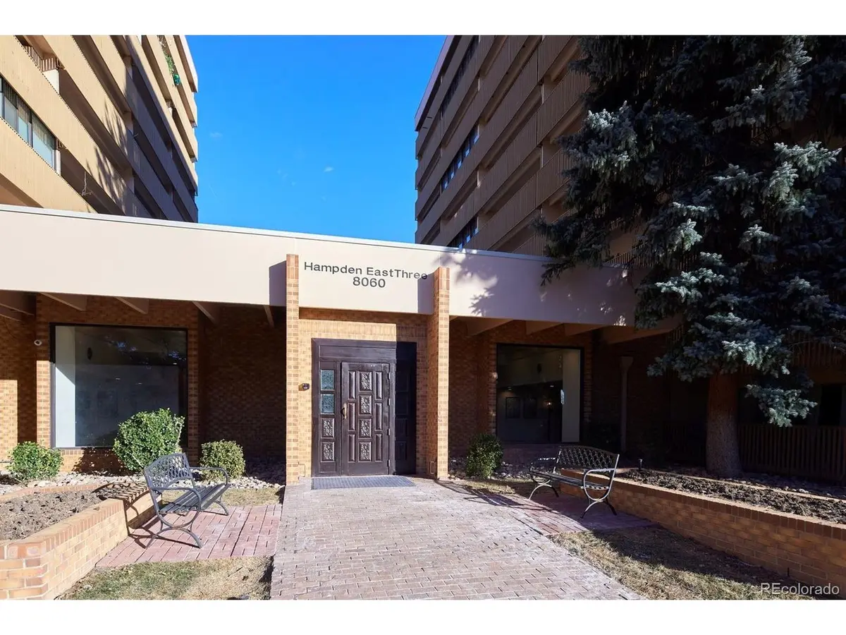 8060 E Girard #102, Denver, CO 80231