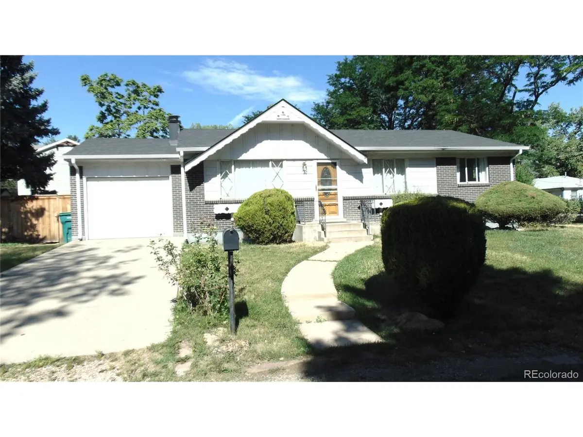395 Saulsbury, Denver, CO 80226
