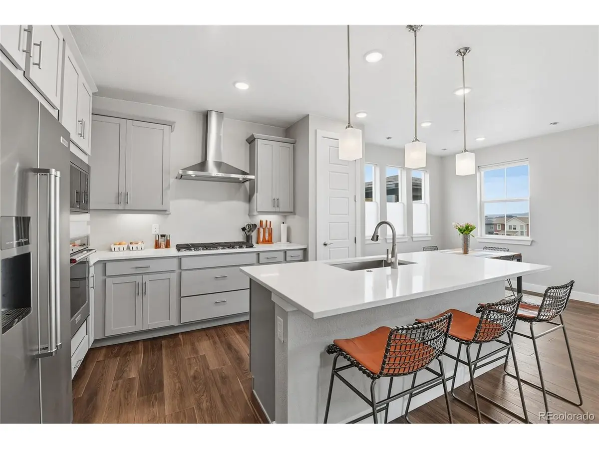 8697 Middle Fork, Littleton, CO 80125