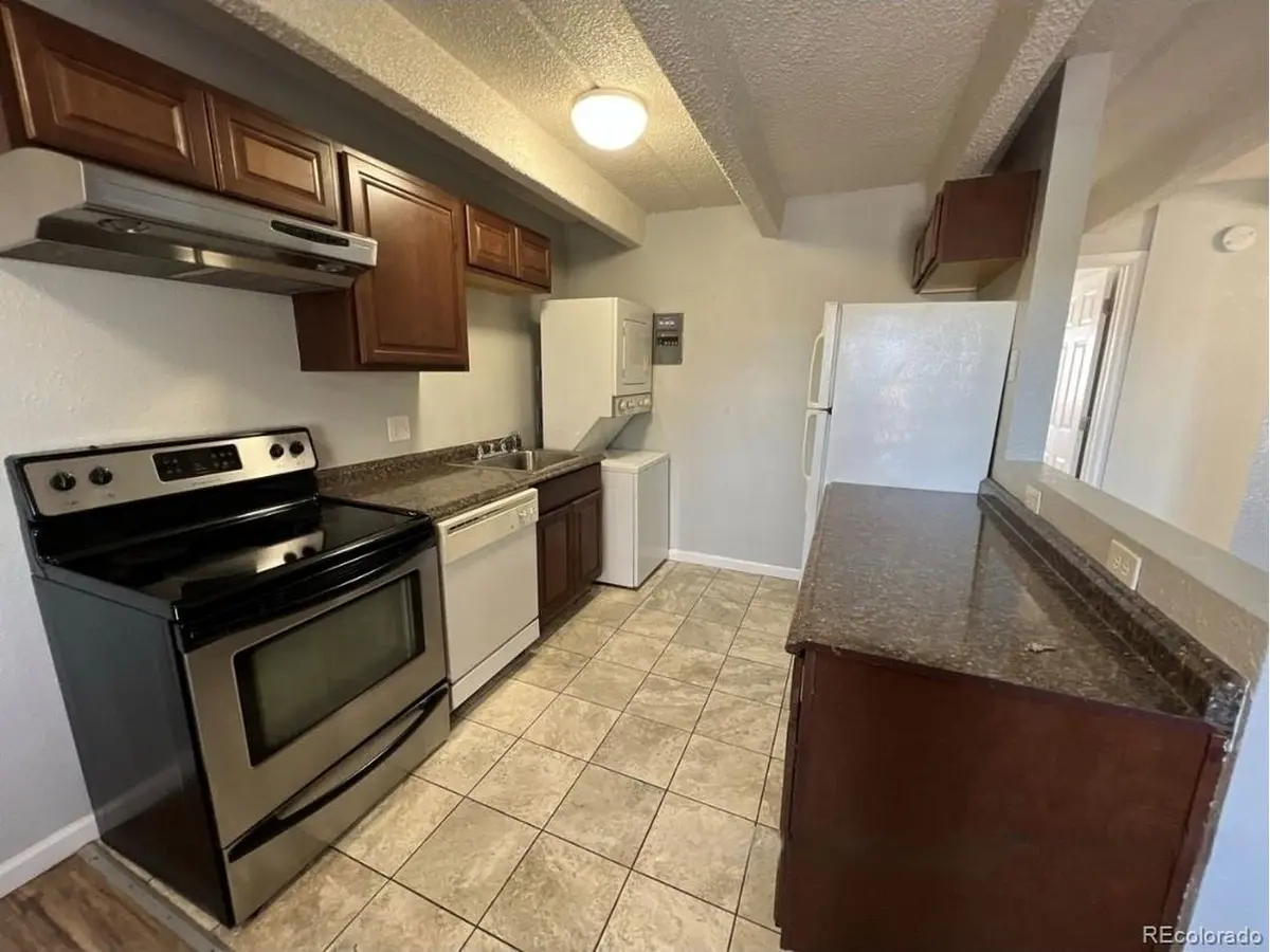 1180 Yosemite #307, Denver, CO 80220
