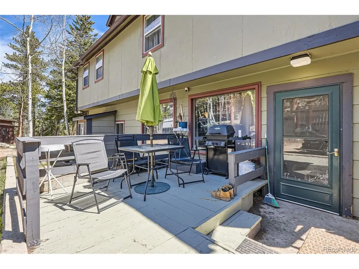 33 L, Golden, CO 80403