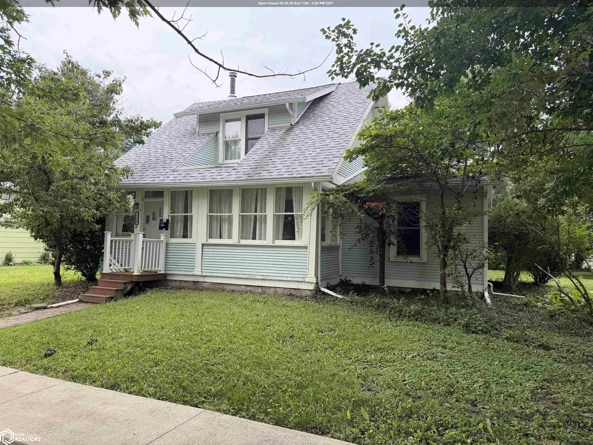 1110 S 5Th ST, Fairfield, IA 52556