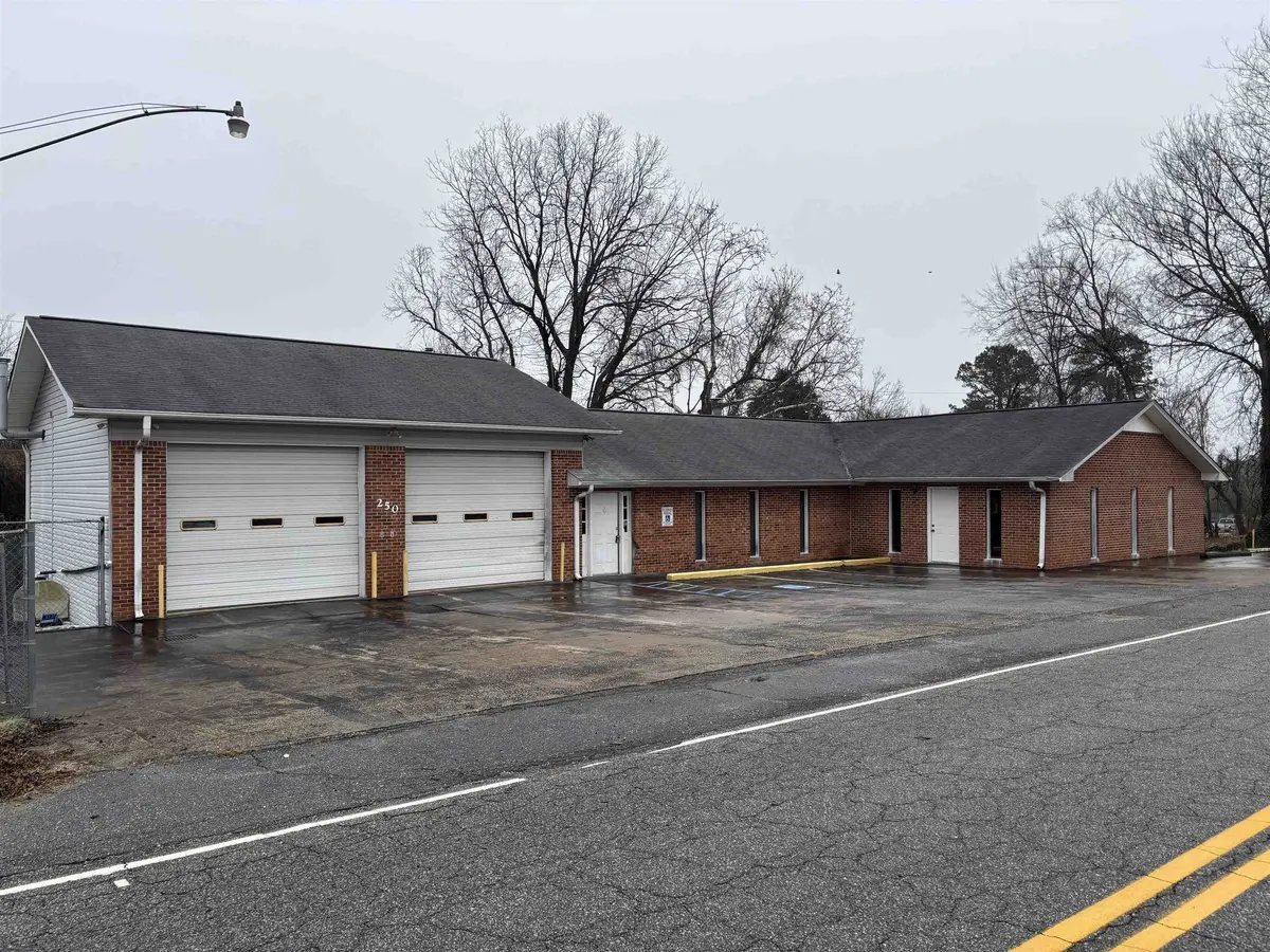 250 Cedar Springs AVE, Spartanburg, SC 29302