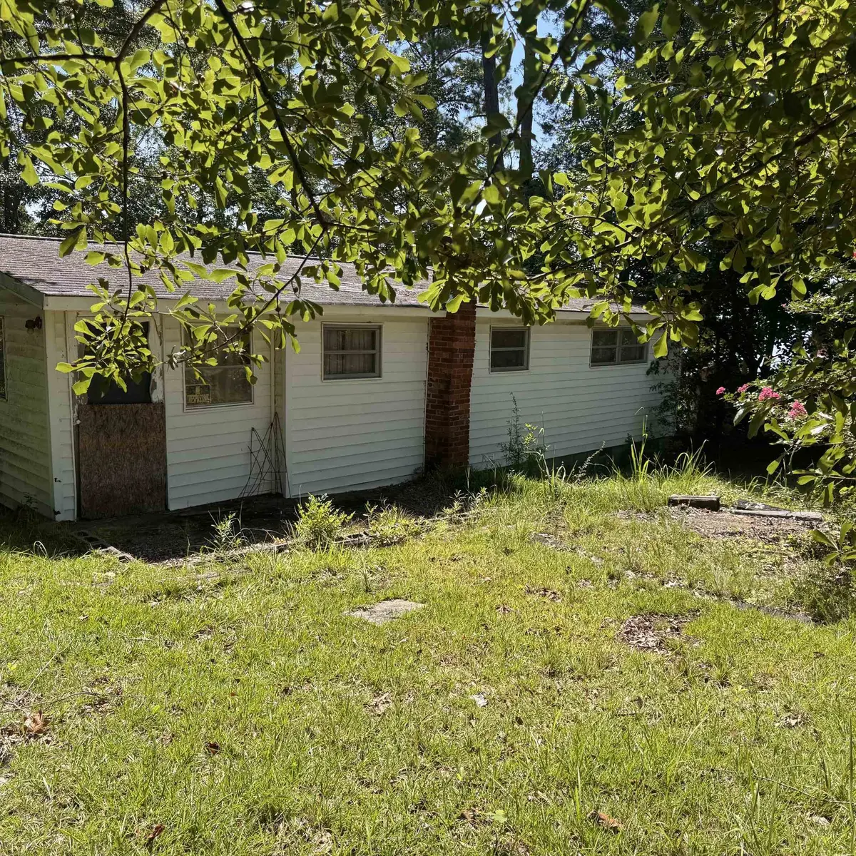 81 Challenger RD, Cross Hill, SC 29332