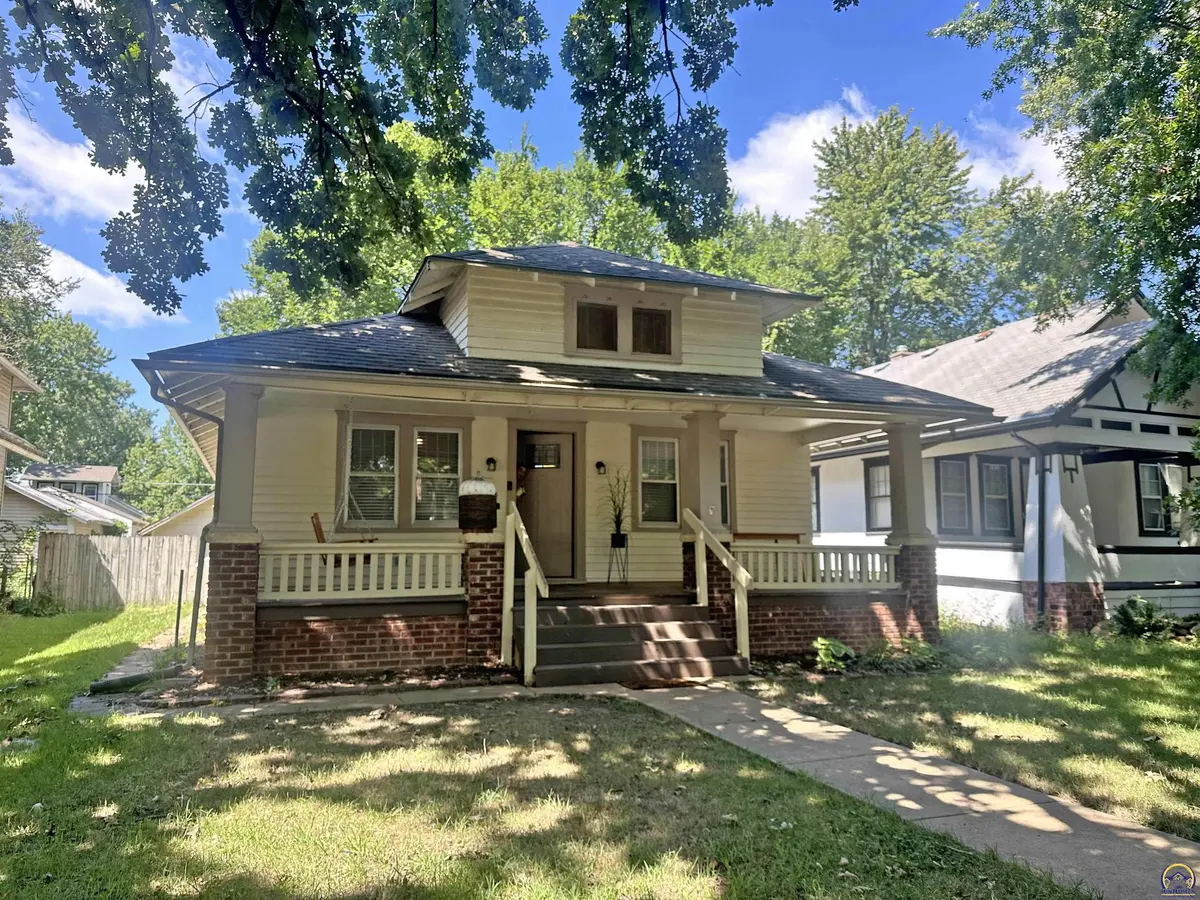 1235 SW Boswell AVE, Topeka, KS 66604