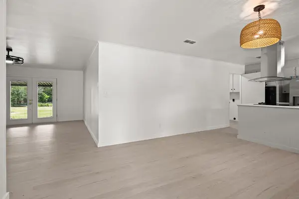 607 W Campbell Road, Linden, TX 75563