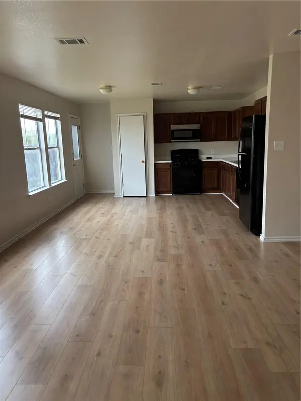 11805 Stoney Meadow DR, Del Valle, TX 78617