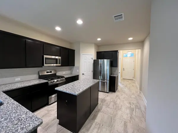 704 Falkland TRCE, Austin, TX 78660