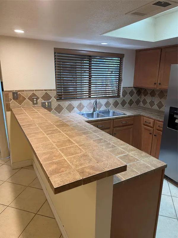 8508 Mesa DR #B, Austin, TX 78759