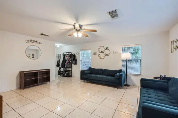 1049 Stone TRL, New Braunfels, TX 78130