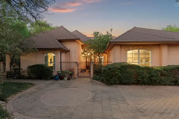 200 Red Bird LN, Kingsbury, TX 78638