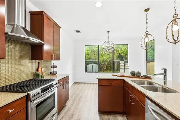 2815 Corbin LN, Austin, TX 78704