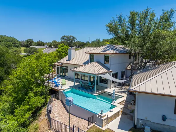 1121 Kings Cove DR, Canyon Lake, TX 78133