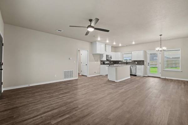 206 Water Well RD, Burnet, TX 78611