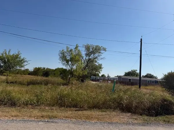 503 W Brook ST, Bartlett, TX 76511