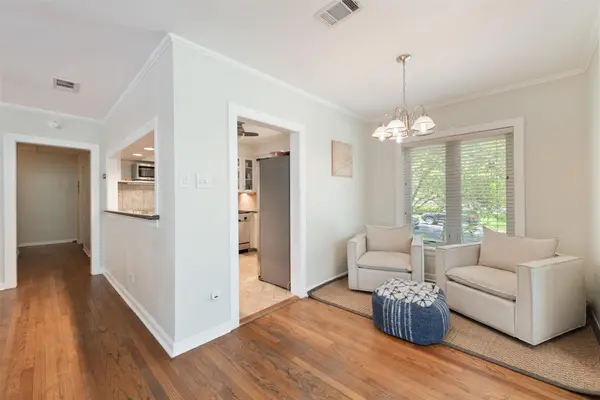 3401 Clearview DR, Austin, TX 78703