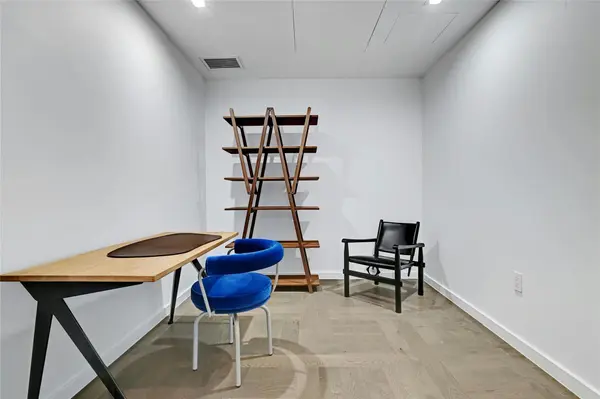313 W 17th ST #1106, Austin, TX 78701