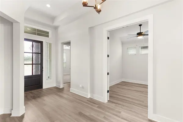 325 Ridgewell LOOP, Georgetown, TX 78633