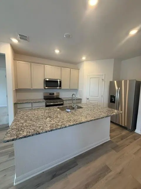 144 Woodbrook DR, Georgetown, TX 78674