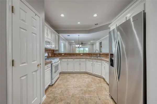 125 Dickens CIR, Georgetown, TX 78633
