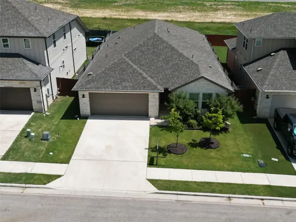 632 Wild Spur LN, Liberty Hill, TX 78642