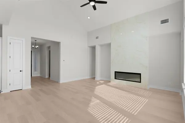 1704 Willow Bean DR, Georgetown, TX 78633