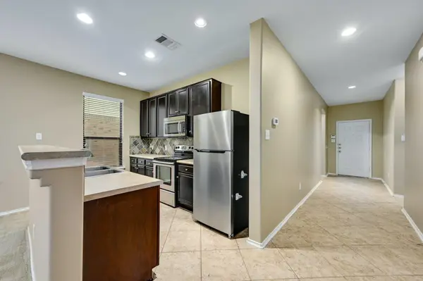 1029 Hyde Park DR, Round Rock, TX 78665