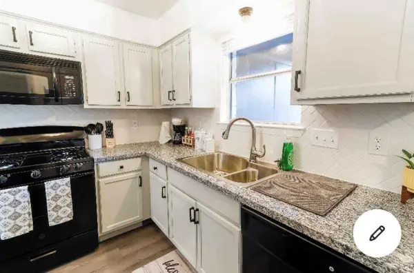 200 Laurel DR #A, Round Rock, TX 78664