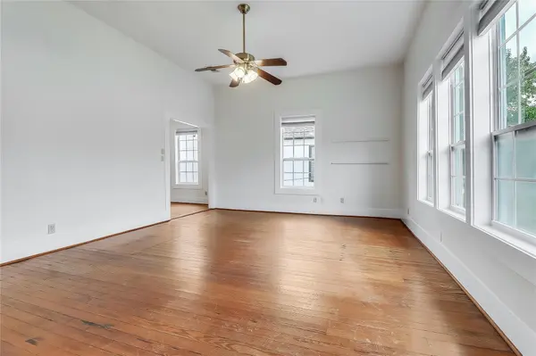 609 W 35th ST, Austin, TX 78705