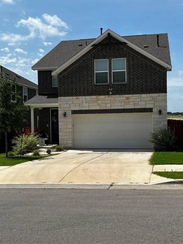 221 Travis LN, Liberty Hill, TX 78642